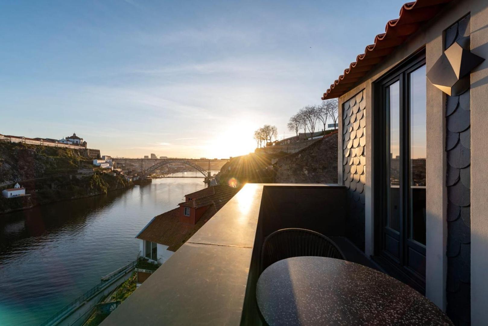 Guestready - An Urban Retreat With River View Apartment Porto Exterior photo