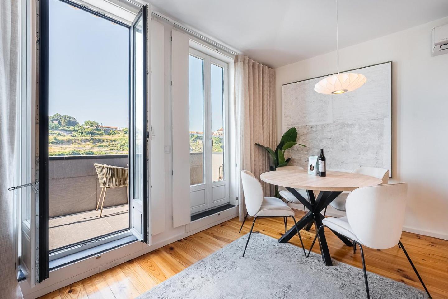 Guestready - An Urban Retreat With River View Apartment Porto Exterior photo