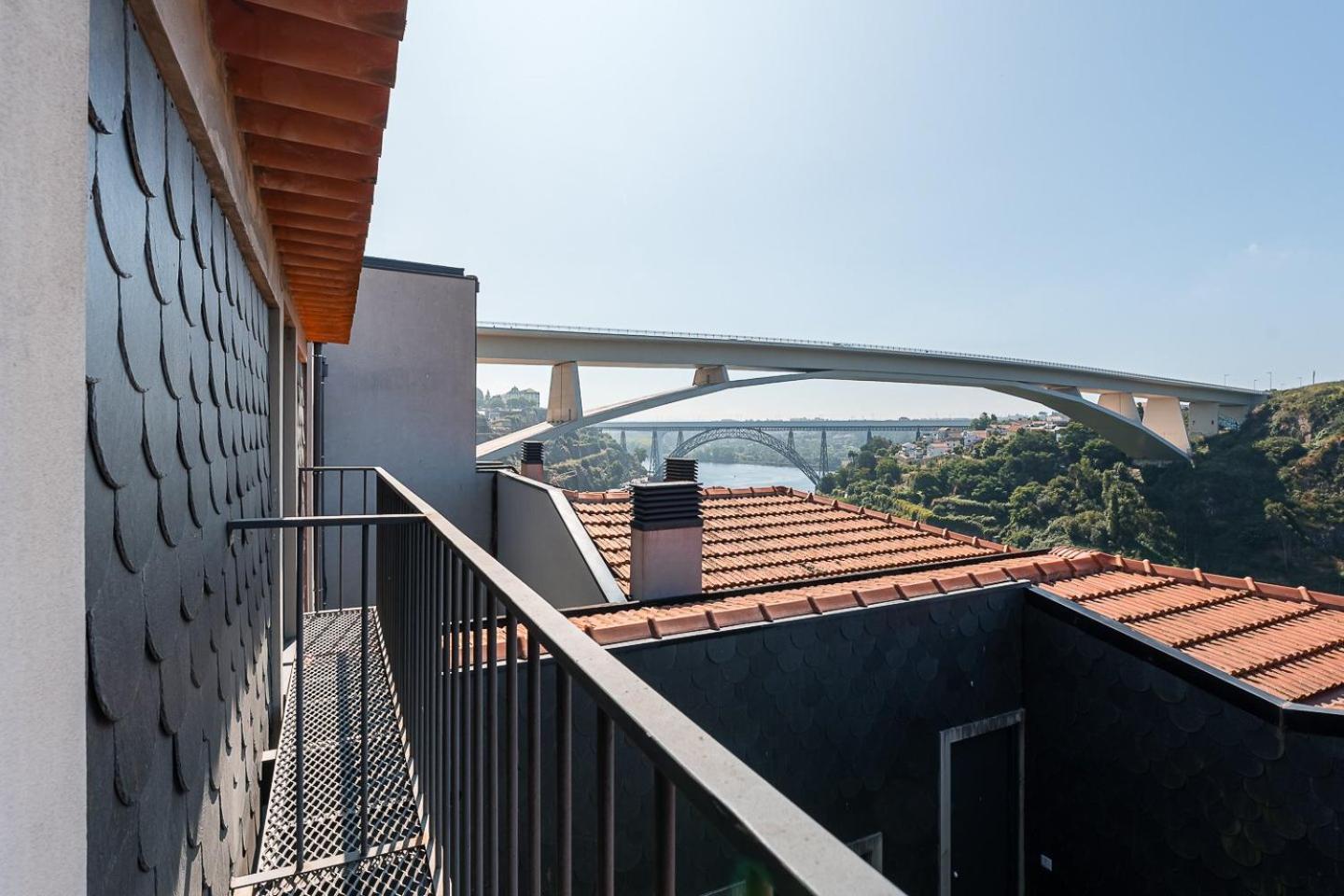 Guestready - An Urban Retreat With River View Apartment Porto Exterior photo